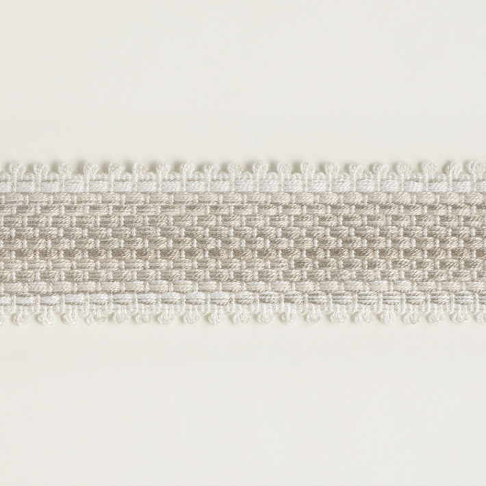 1005 Check Braid