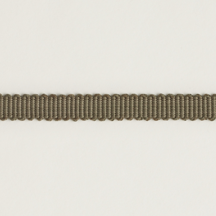 937 1cm Straight Edge Braid