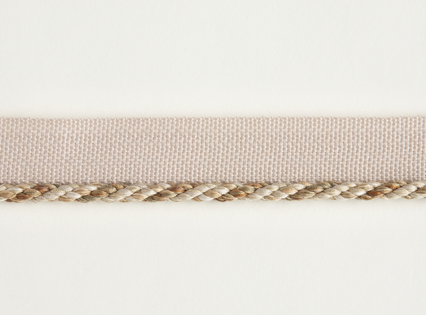 902 Flanged Cord
