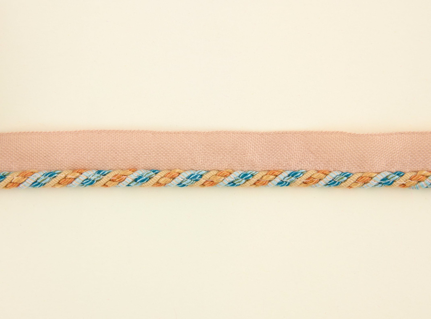 4001 Flanged Cord