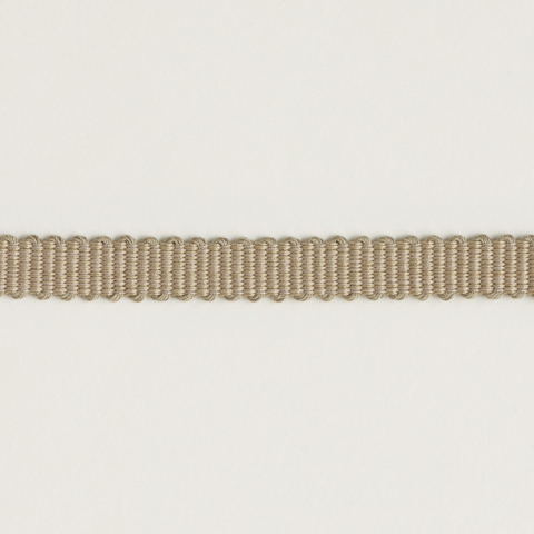 937 1cm Straight Edge Braid